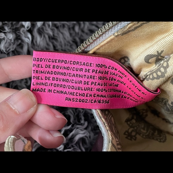{SOLD} y2k Juicy Couture pink and silver bag - Picture 8 of 8